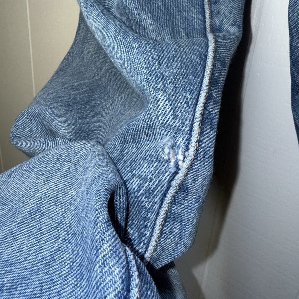 Levi’s Women’s High Rise Distressed Jeans Size 29 - Picture 5 of 7